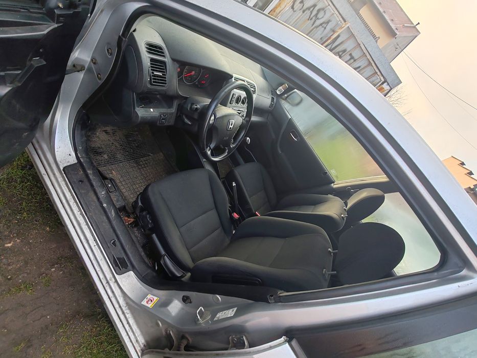 Honda Civic 5drzwi 2004rok