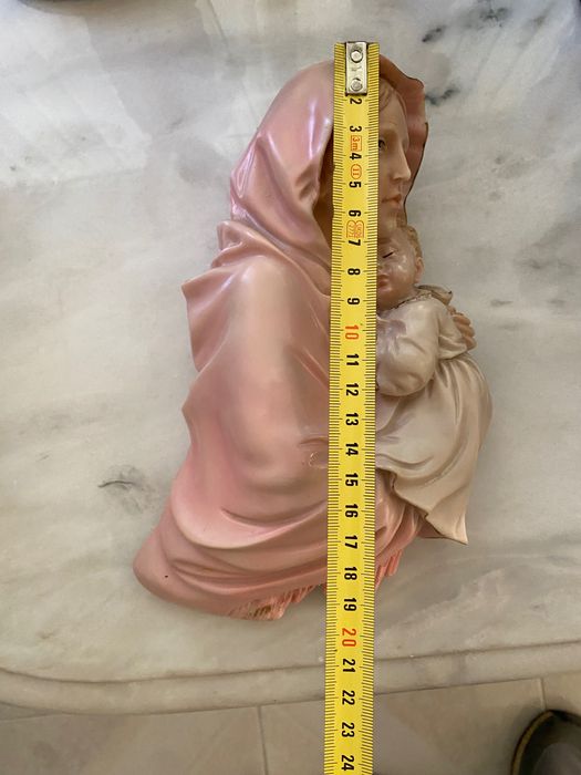 Estátua nossa senhora com menino em gesso