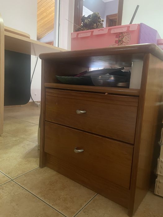 Mesinha de Cabeceira