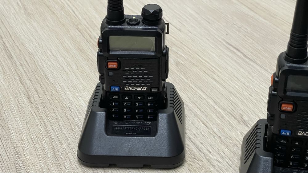 Baofeng - UV 6R (como novo)