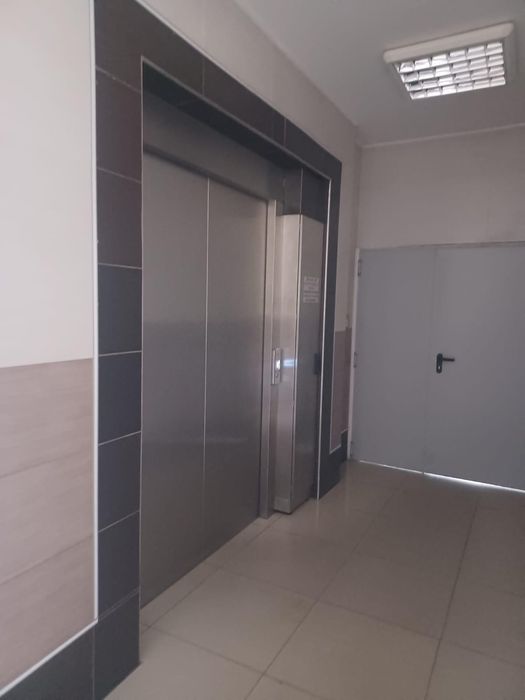wynajmę lokal użytkowy Gorlice ul.Biecka 1 Galeria Rondo Center