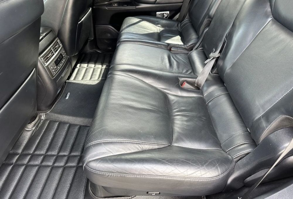 Lexus LX570 2011 офіциал!