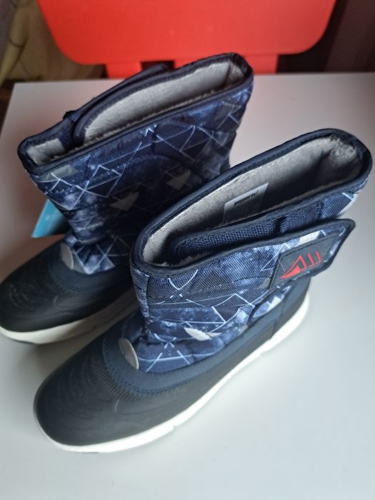 Nowe śniegowce rozmiar 35