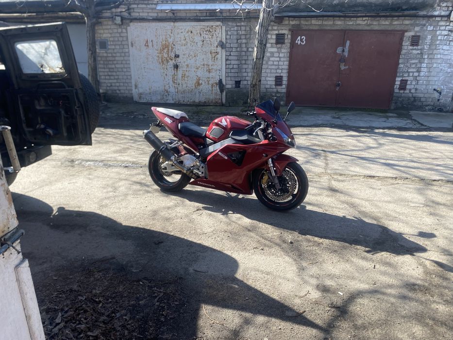 Продам мот Хонда 954