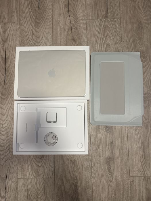 MacBook Air 16GB memori 1TB storage