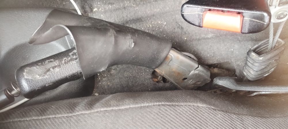 Opel corsa b 1.7 d 5 lugares
