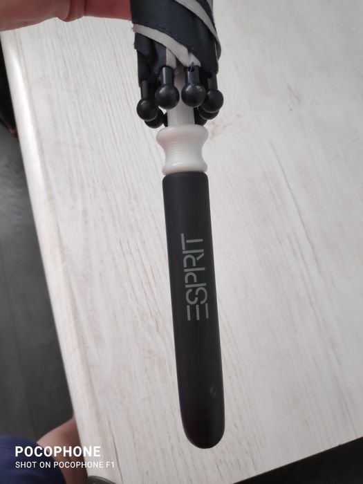 Подростковый зонт Esprit.