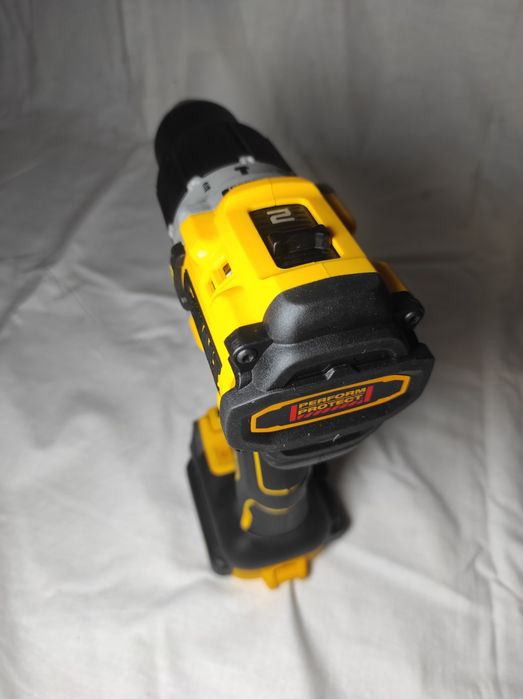 Ударний дриль-шурупокрут DeWALT DCD806B XR 20V DCD806