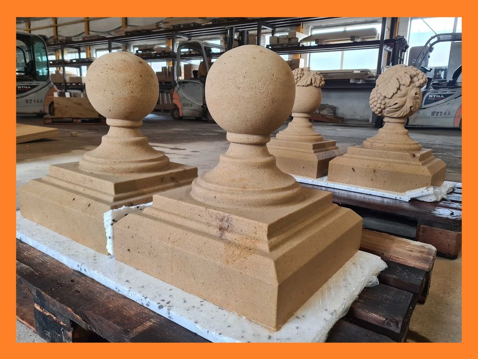 Nakrywa na słup z kulą | Piaskowiec | 50×44×44 cm |