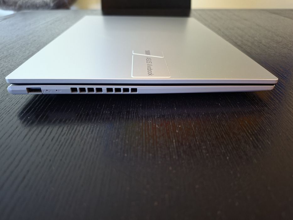 Portátil Asus Vivobook F1605Z, i7, como novo,  fatura,  garantia
