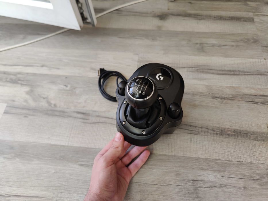 Коробка переключення передач для руля Logitech G Driving Force Shifter