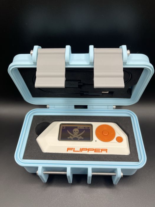 Vendo caixa de transporte para Flipper Zero