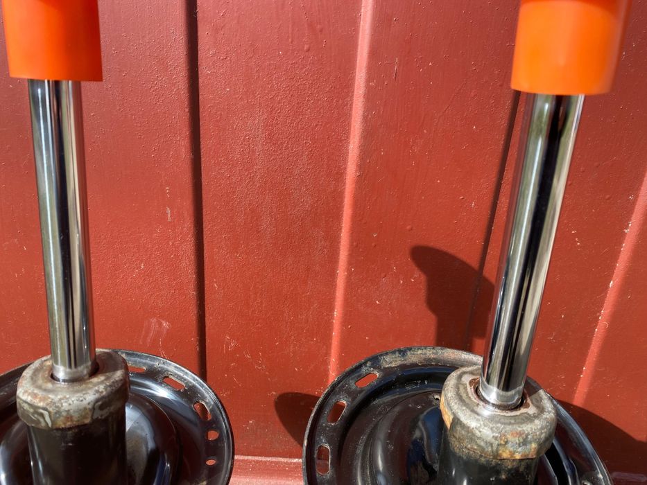 Продам оригінальні амортизатори Lexus RX 350,лексус рх 350 2008-2015