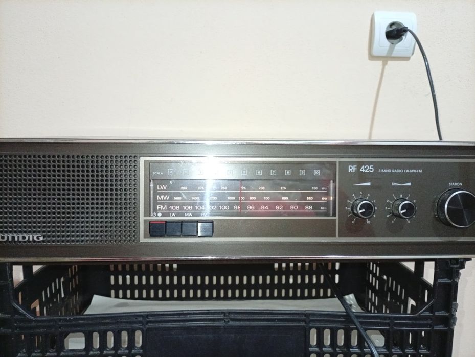 Rádio de coleção Grundig RF 425