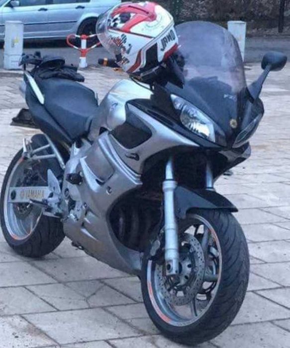Owiewki boczne Yamaha FZ6 S1 Fazer