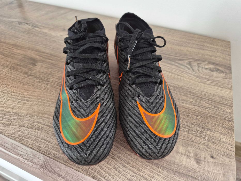 Korki profesjonalne Nike mercurial rozm 40