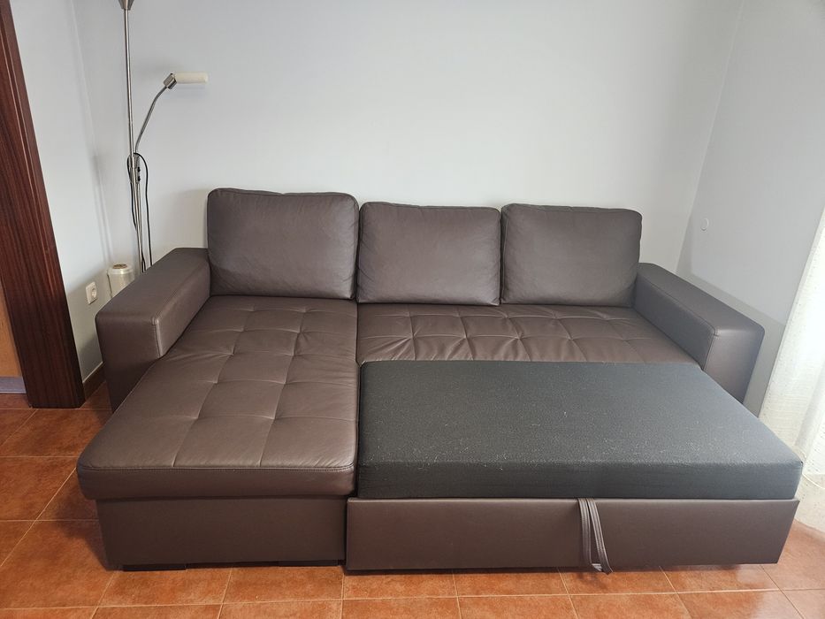 Sofá cama  com  chaise longue