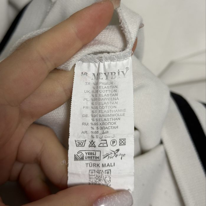 Кофта для дівчинки