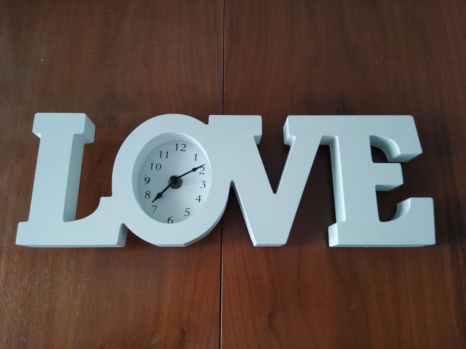Zegar dekoracyjny Love