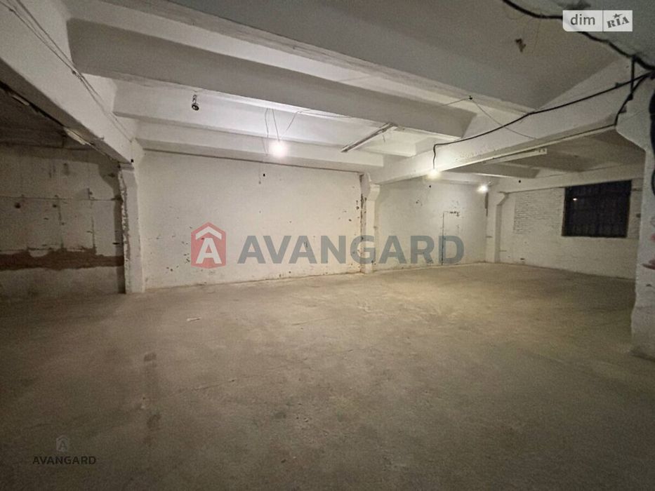 Здається складське приміщення біля ТЦ Грош