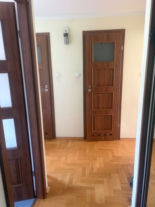Mieszkanie 3 pokoje os. Kmiecie