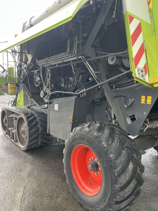 Claas Lexion 480 на гусеницях 2003 рік випуску
