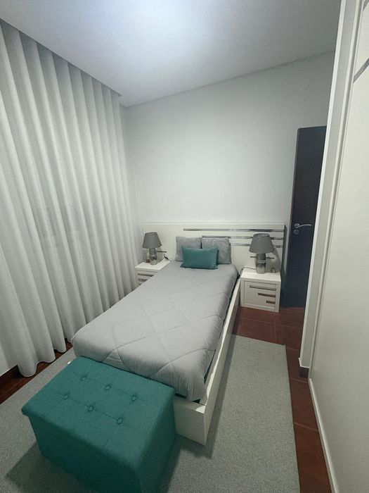 Vendo cama de solteiro!