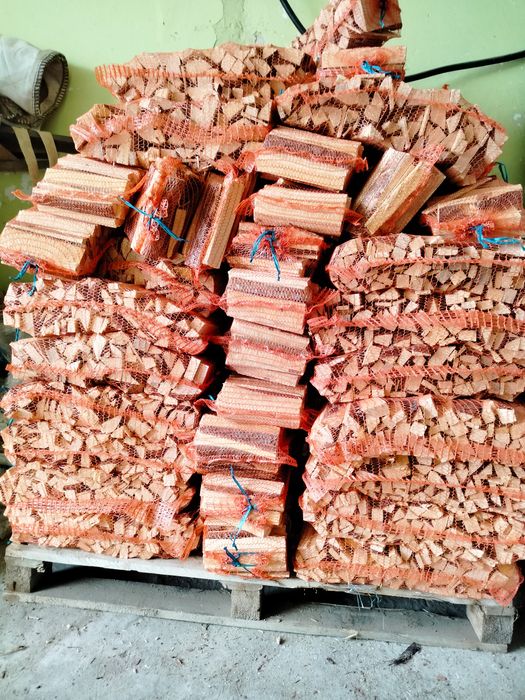 Drzewo suche na rozpałkę