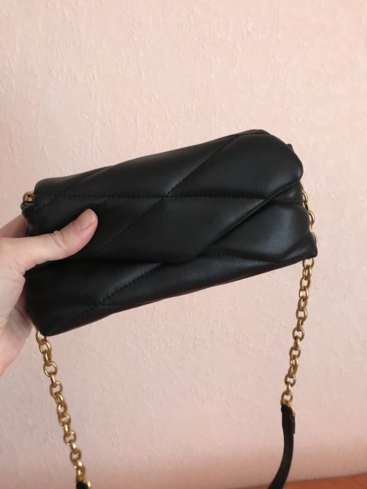 Продам женскую сумочку