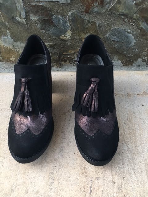 Sapatos Novos Nº 38