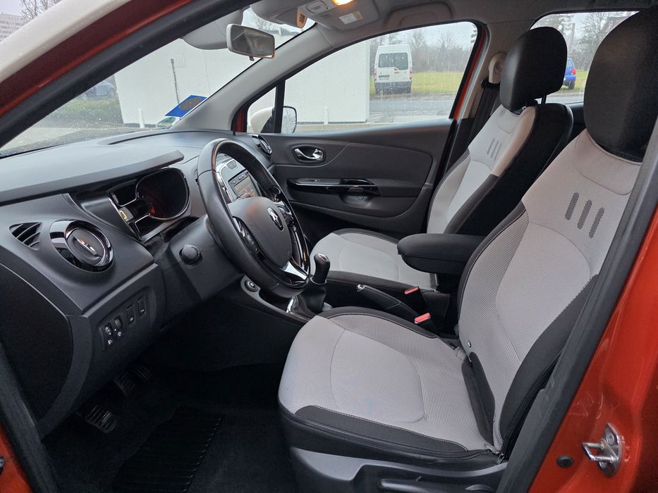 Renault Captur Intense 1.5 dCi Exclusive model 2017 prosto z Niemiec