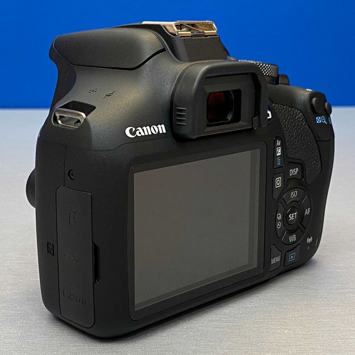 Canon EOS 2000D (Corpo) - 24.1MP