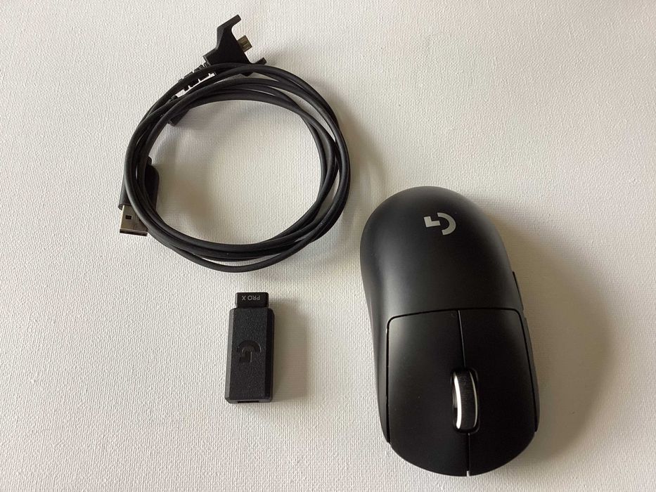 Logitech PRO X Superlight myszka