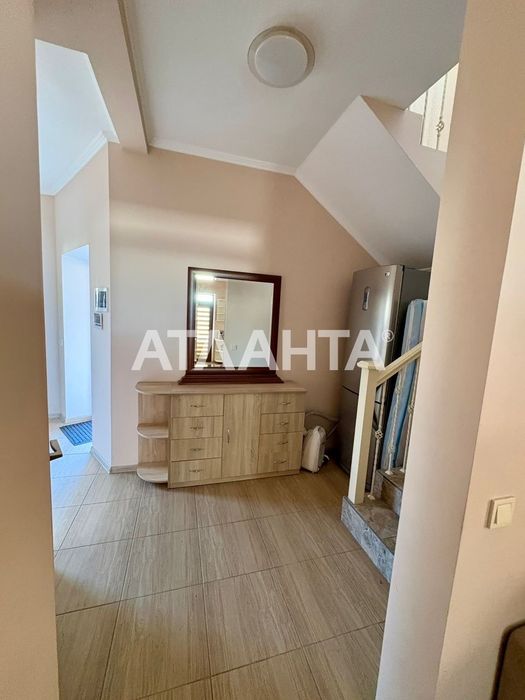 Продажа добротного дома Совиньон 3