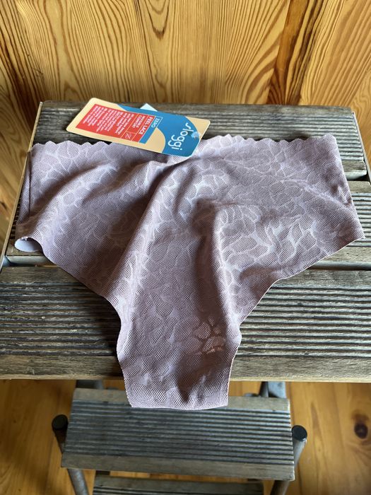 Sprzedam nowe majtki firmy Sloggi. rozmiar XS EU 4 80 cm