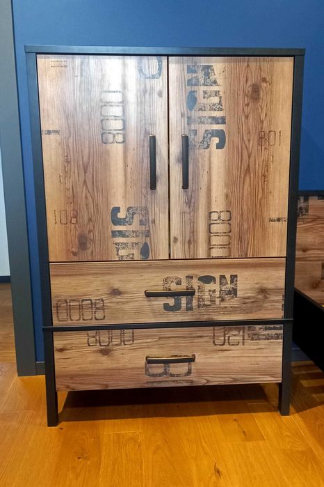 Meble młodzieżowe, łóżko, biurko, szafa, komoda