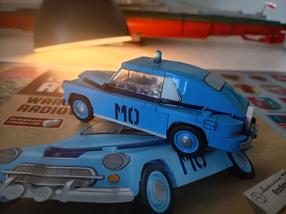 Cobi M20 warszawa radiowóz