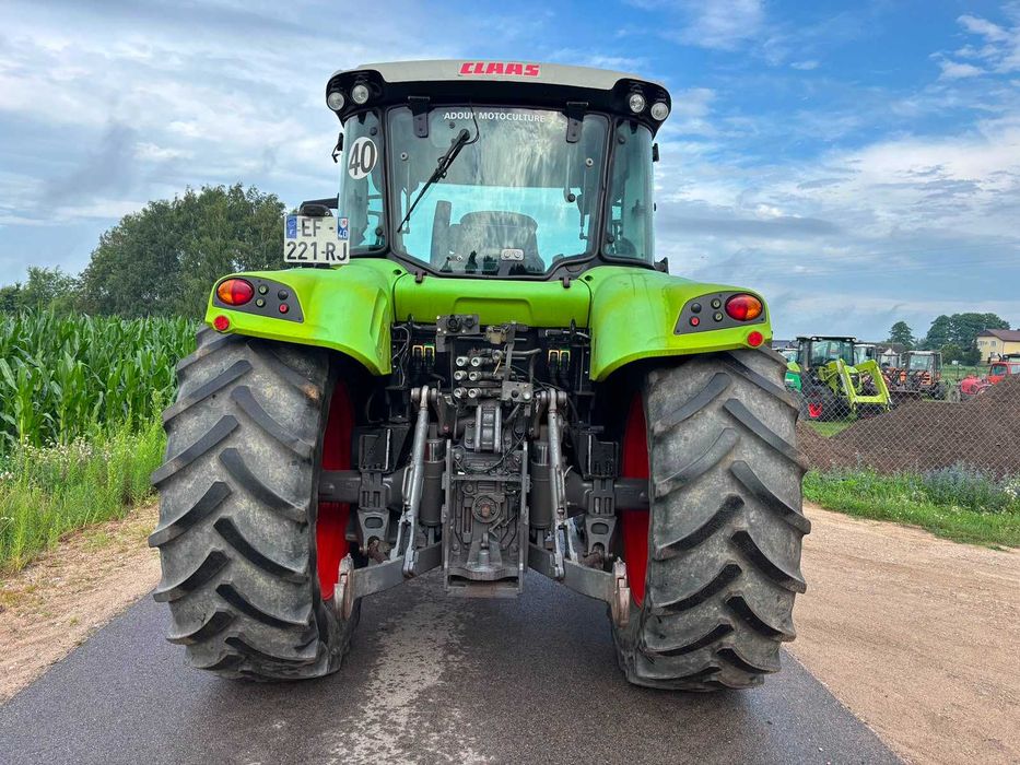 Claas Arion 450 nie Valtra