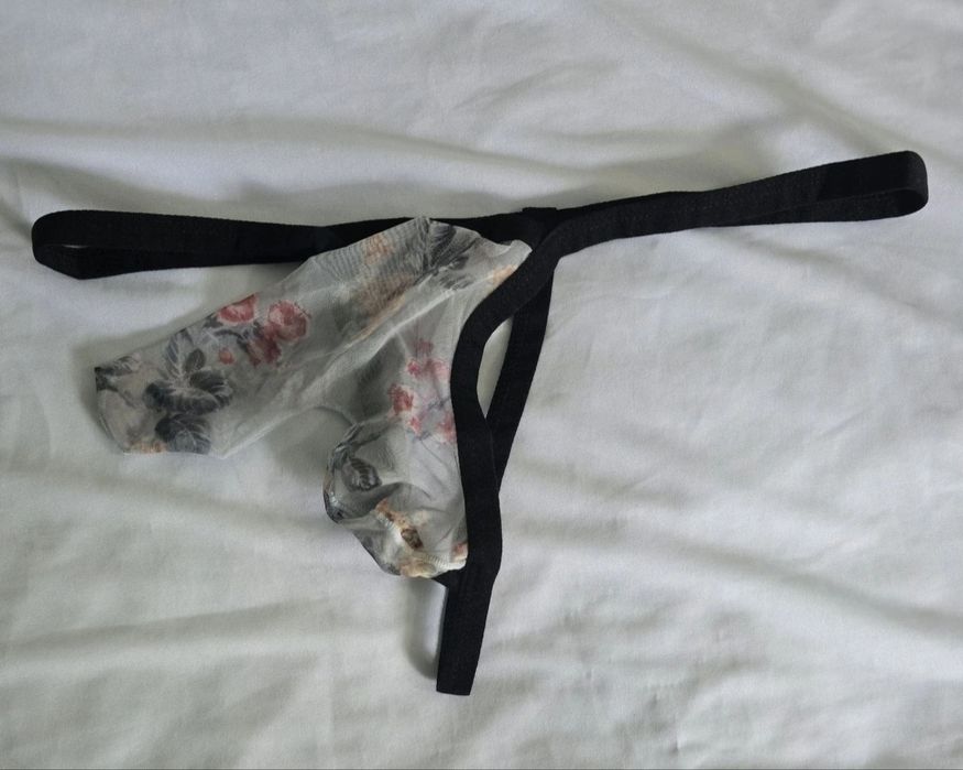 Stringi męskie rozmiar S - 3 pak