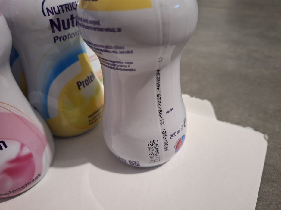 Nutridrink, nestle 24 butelki rożne smaki