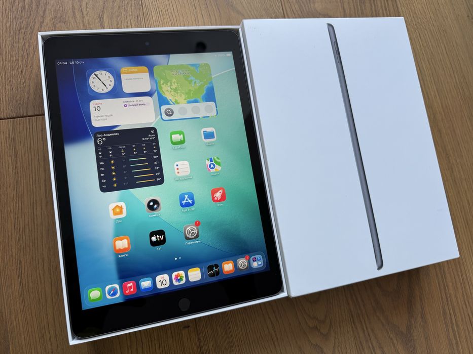 Apple ipad 9 10.2 64gb Space Grey сірий темний відмінний стан коробка