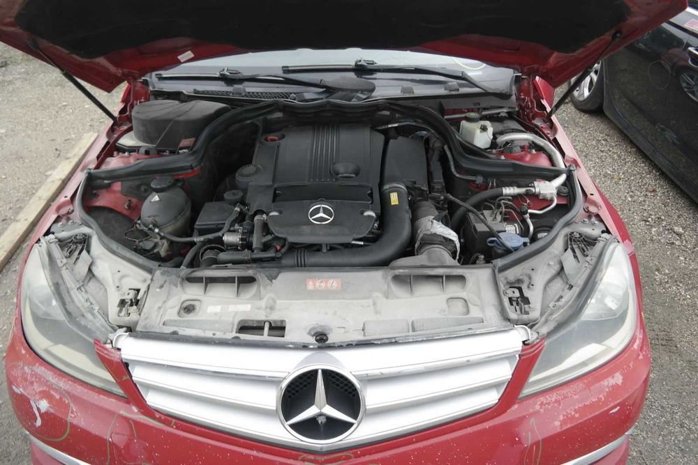 Разборка Mercedes W204 2007-2014 / Мерседес W204 б/у запчастини