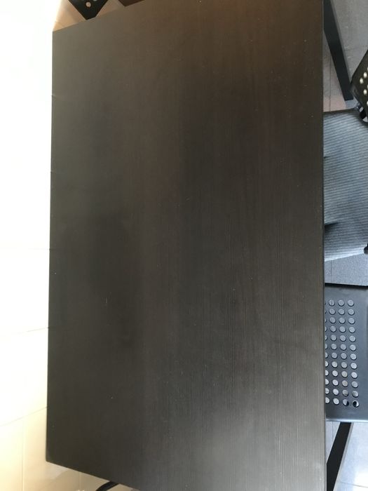 Mesa de cozinha e 4 cadeiras em otimo estado.