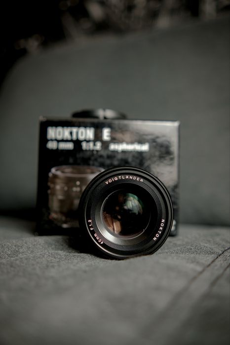 Voigtlander 40mm f1.2 e mount (ou Z mount com adaptador)