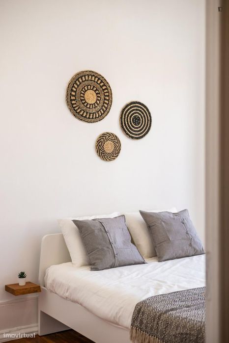 Quarto - localizado em Santos Lisbon