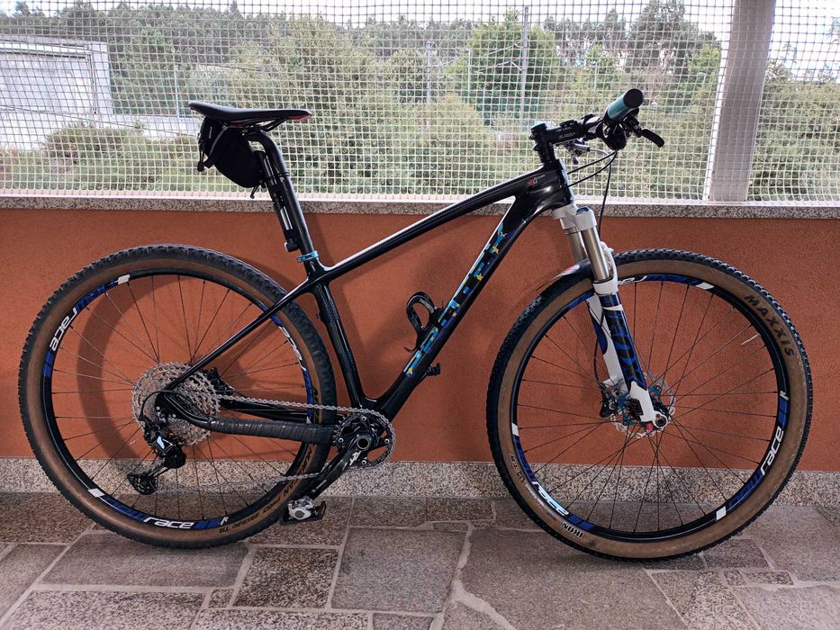 Bicicleta btt carbono Protek