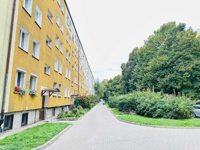 3 pokoje jednoosobowe, os. Przyjaźni 19, dla studentów