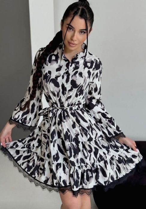 Платье леопард новое