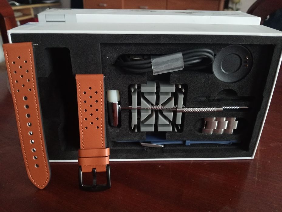 Caixa e acessórios relógio ScanWatch  Horizon Withings