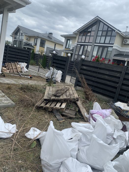 Вивіз побутового будівельного сміття з вантажниками Лютіж